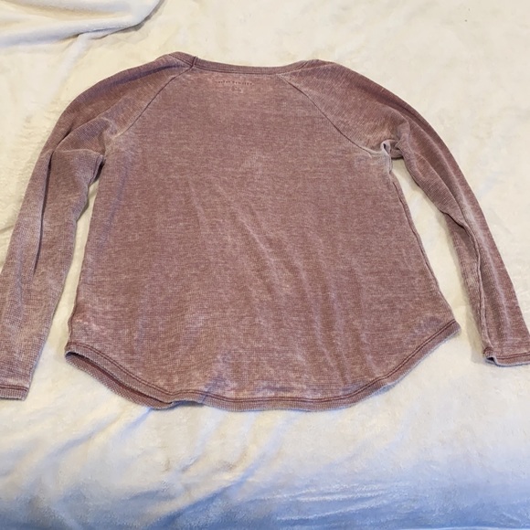 American Eagle long sleeve purple top. Size M - Picture 7 of 7